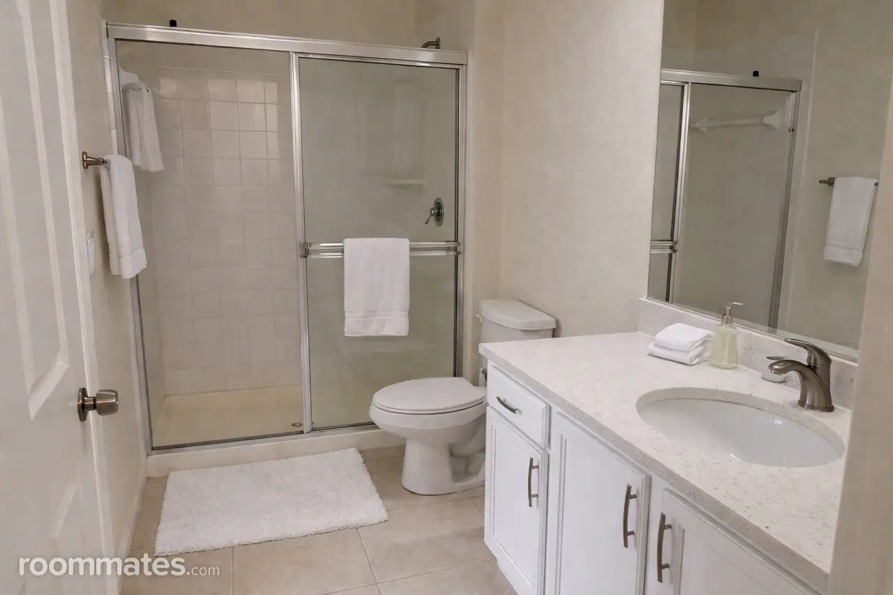 Profile photo 6 of 11