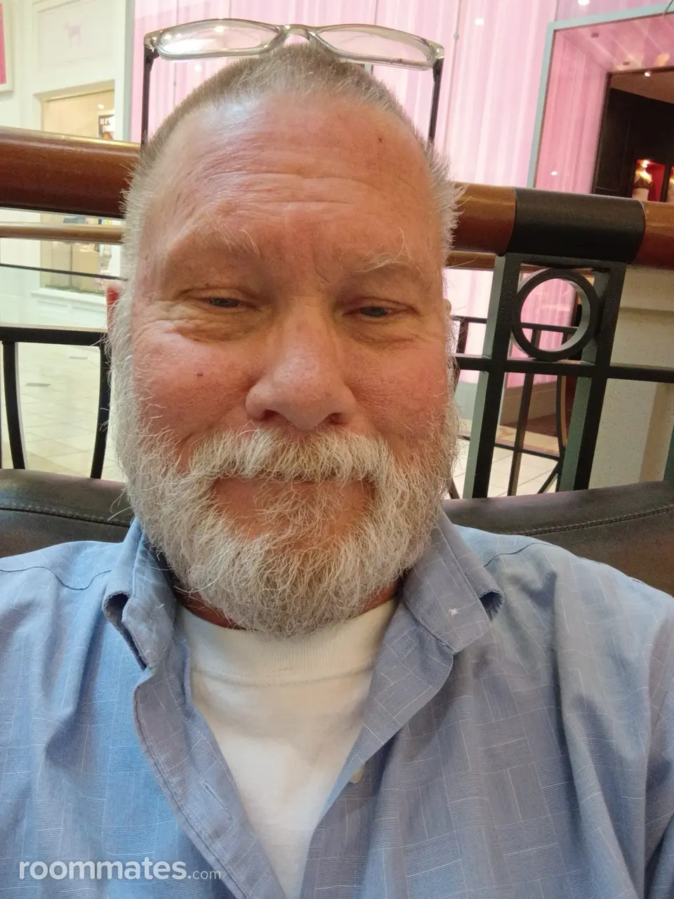 Profile photo 1 of 1