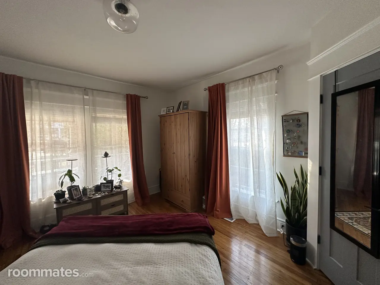 Profile photo 10 of 17