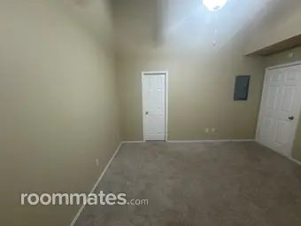 Room for rent in Dallas, TX $700, townhouse