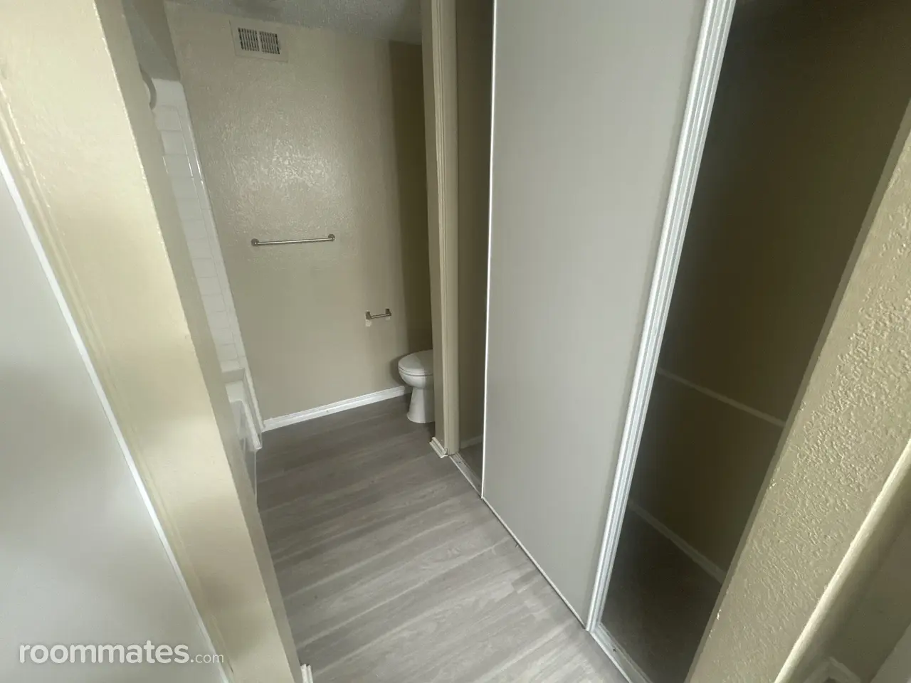 Profile photo 5 of 6