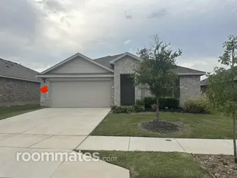 Room for rent in Azle, TX $800, house