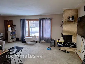 Room for rent in Brooklyn Center, MN $800, house