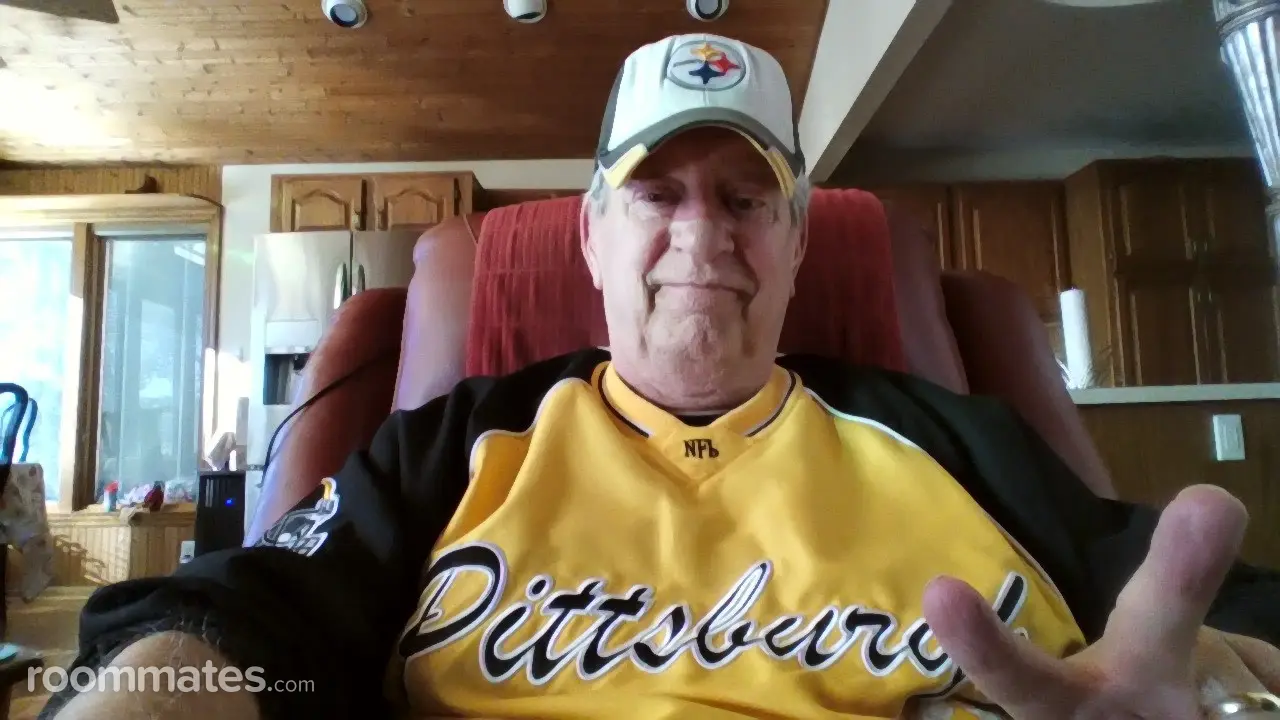 Profile photo 4 of 4