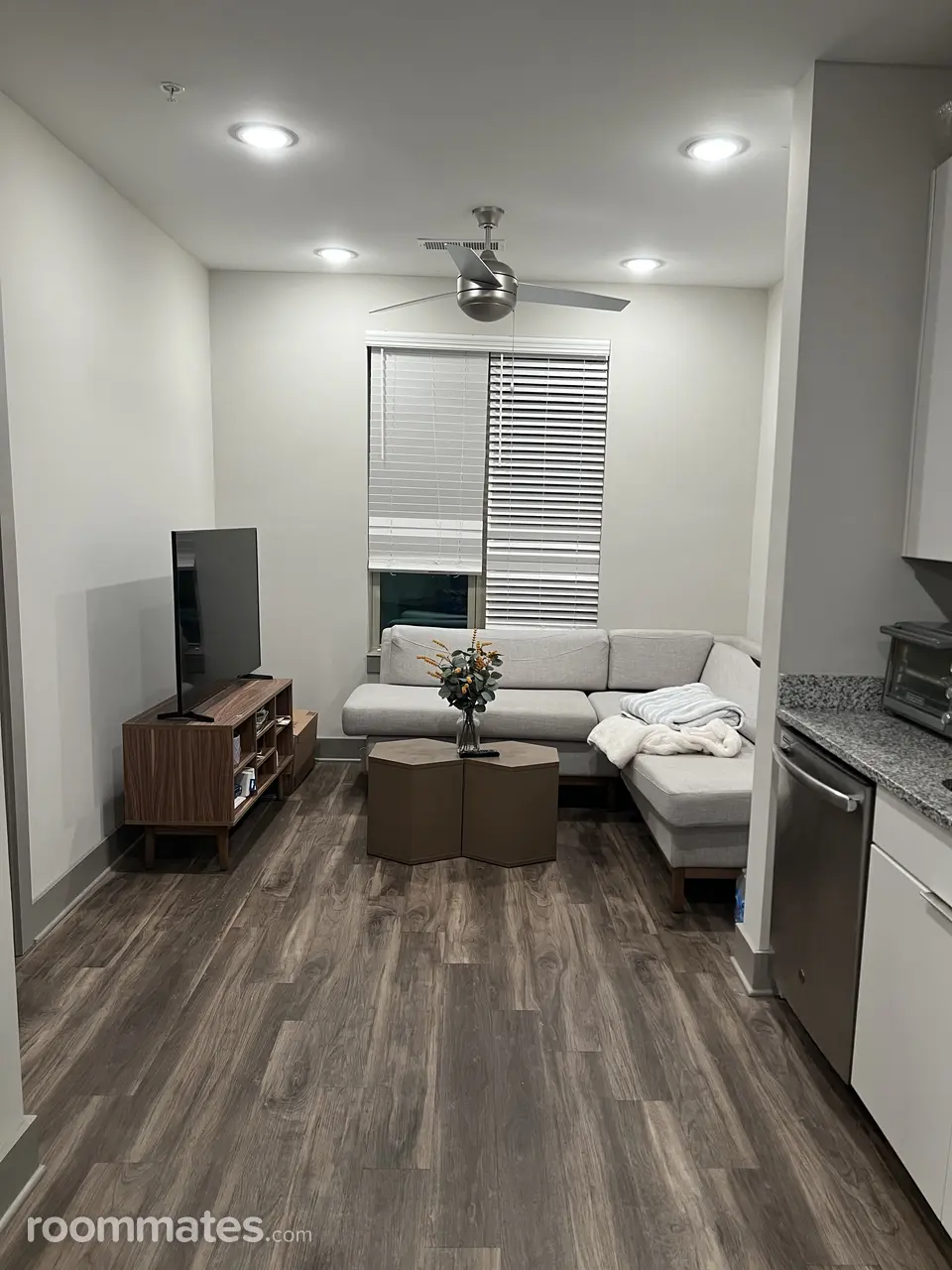 Profile photo 9 of 11