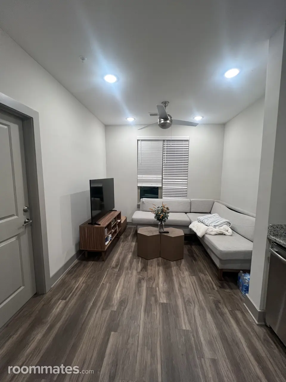 Profile photo 4 of 11