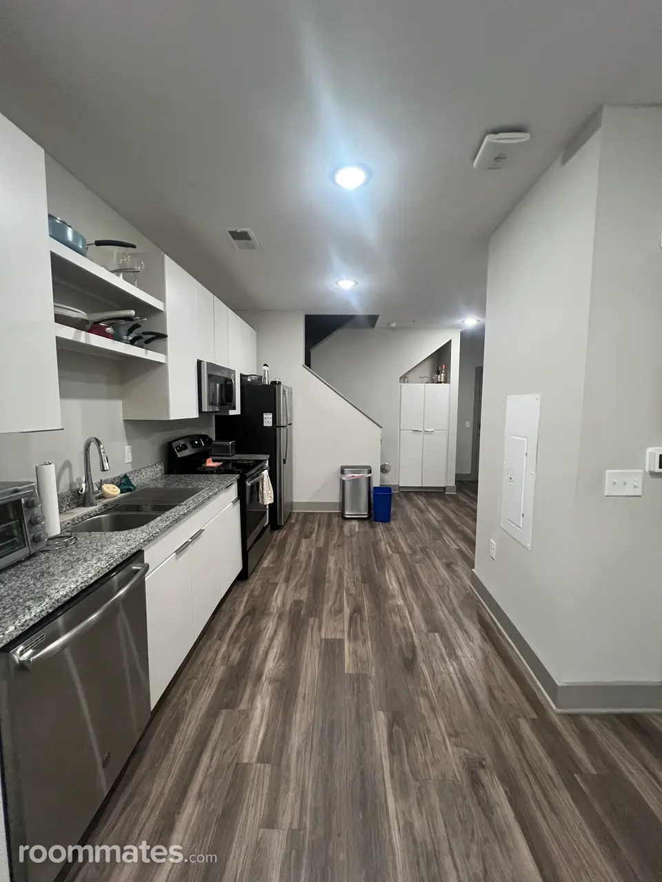 Profile photo 3 of 11