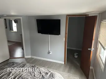 Room for rent in Schenectady, NY $850, house