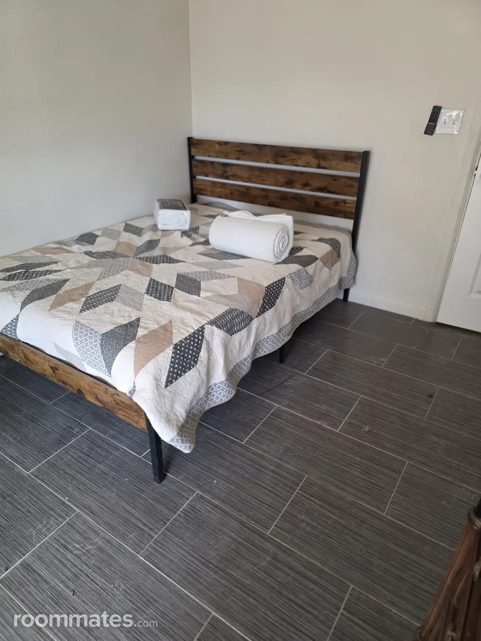 Profile photo 1 of 7