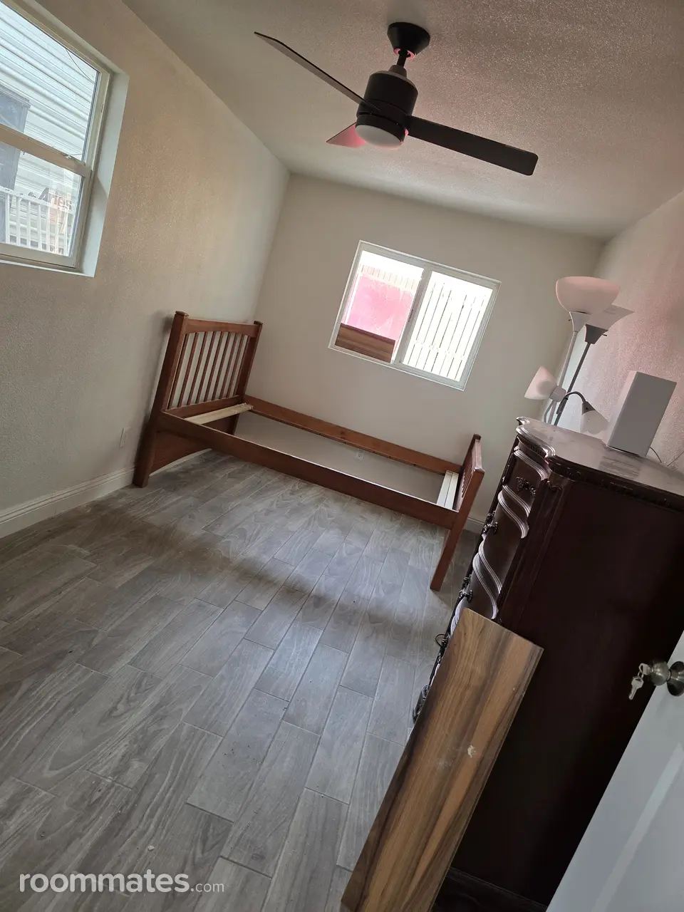 Profile photo 3 of 7