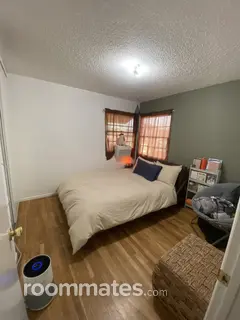 Room for rent in Garden Grove, CA $900, house