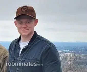 Roommate looking Bonney Lake, WA, $1200