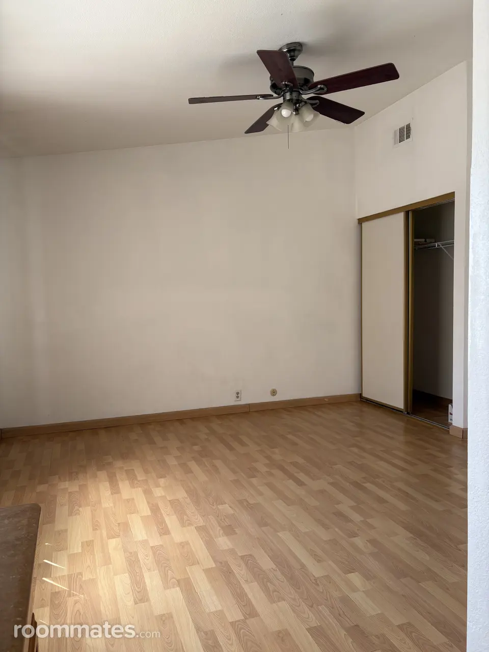 Profile photo 8 of 11