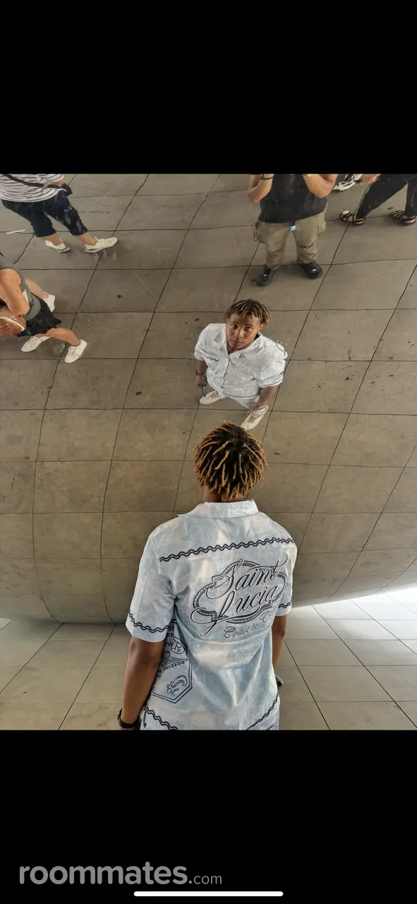 Profile photo 1 of 1