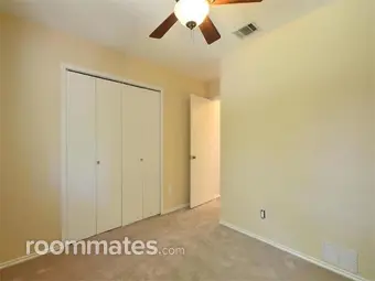 Room for rent in Austin, TX $800, house
