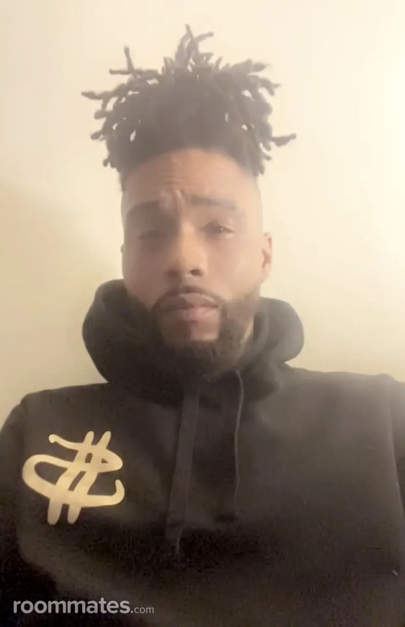 Profile photo 1 of 1