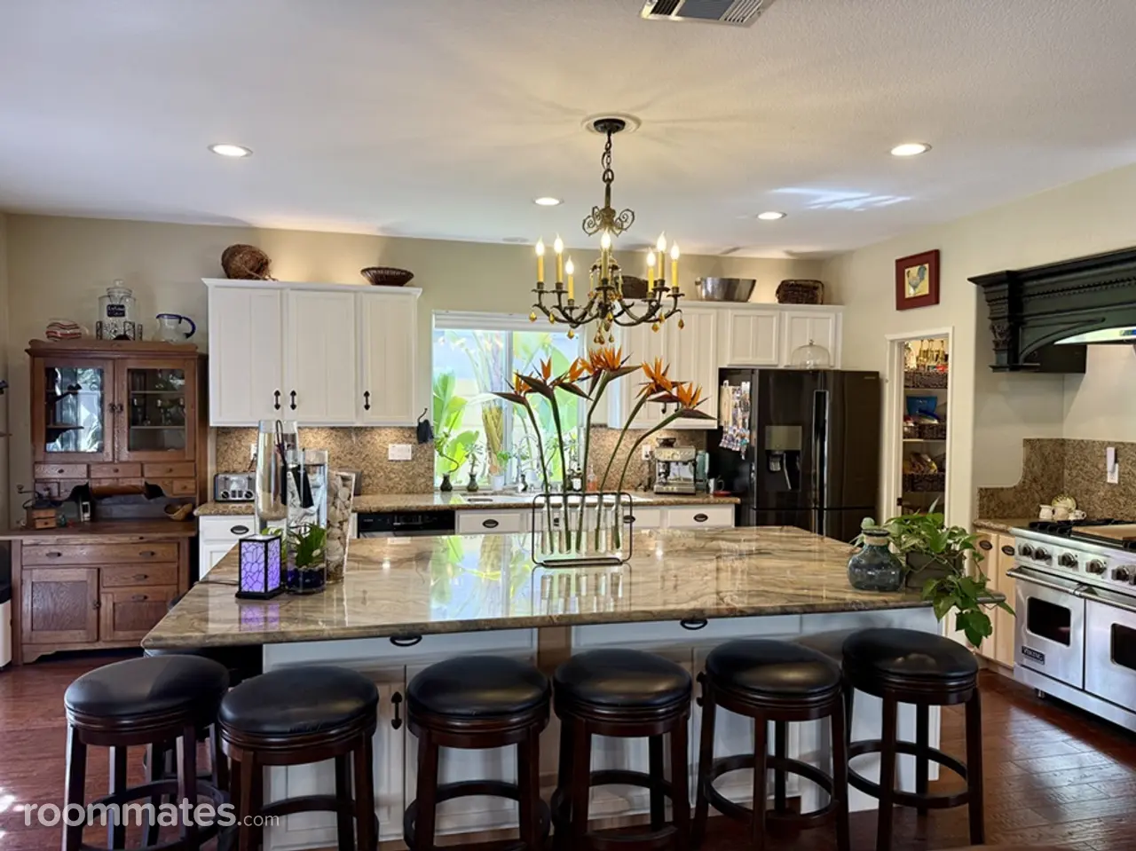 Profile photo 8 of 11