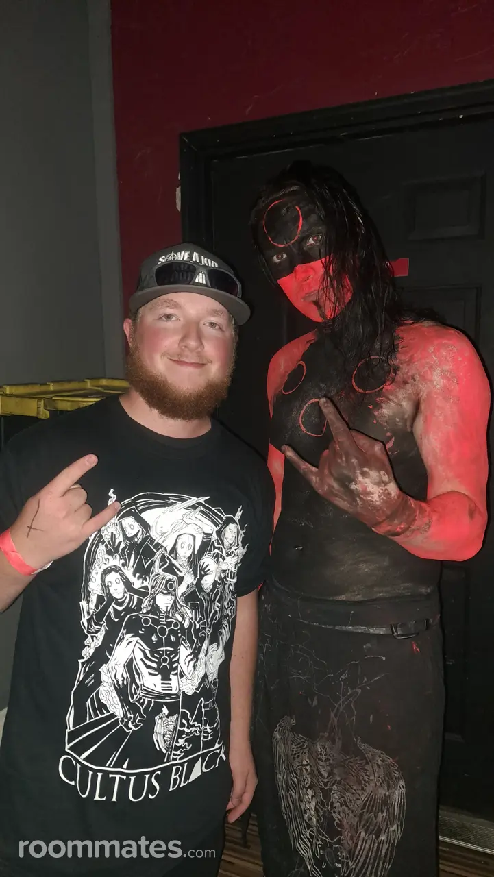 Profile photo 6 of 10