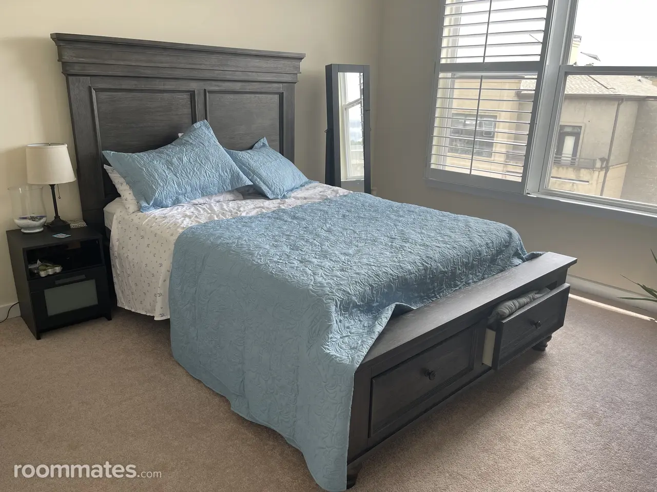 Profile photo 8 of 11