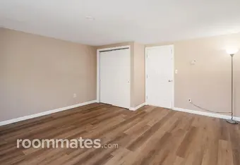 Room for rent in Glenville, NY $750, house