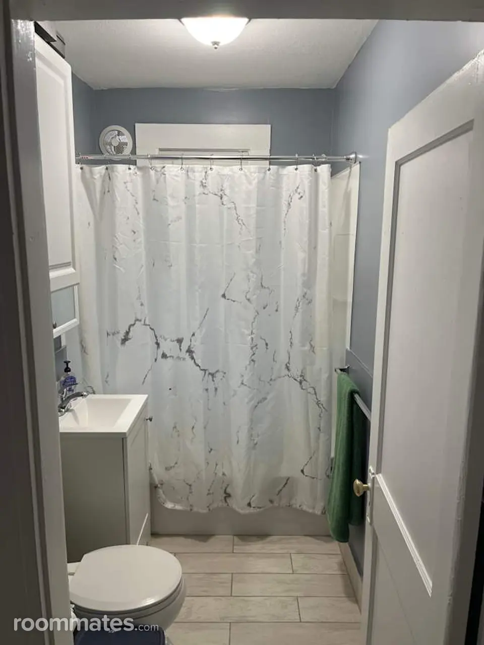 Profile photo 1 of 7