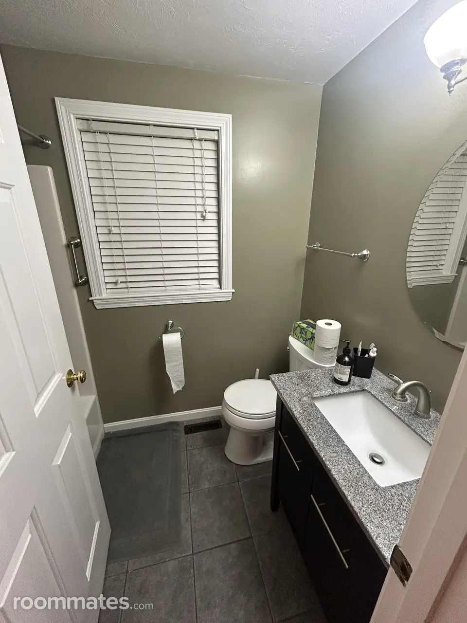 Profile photo 1 of 5