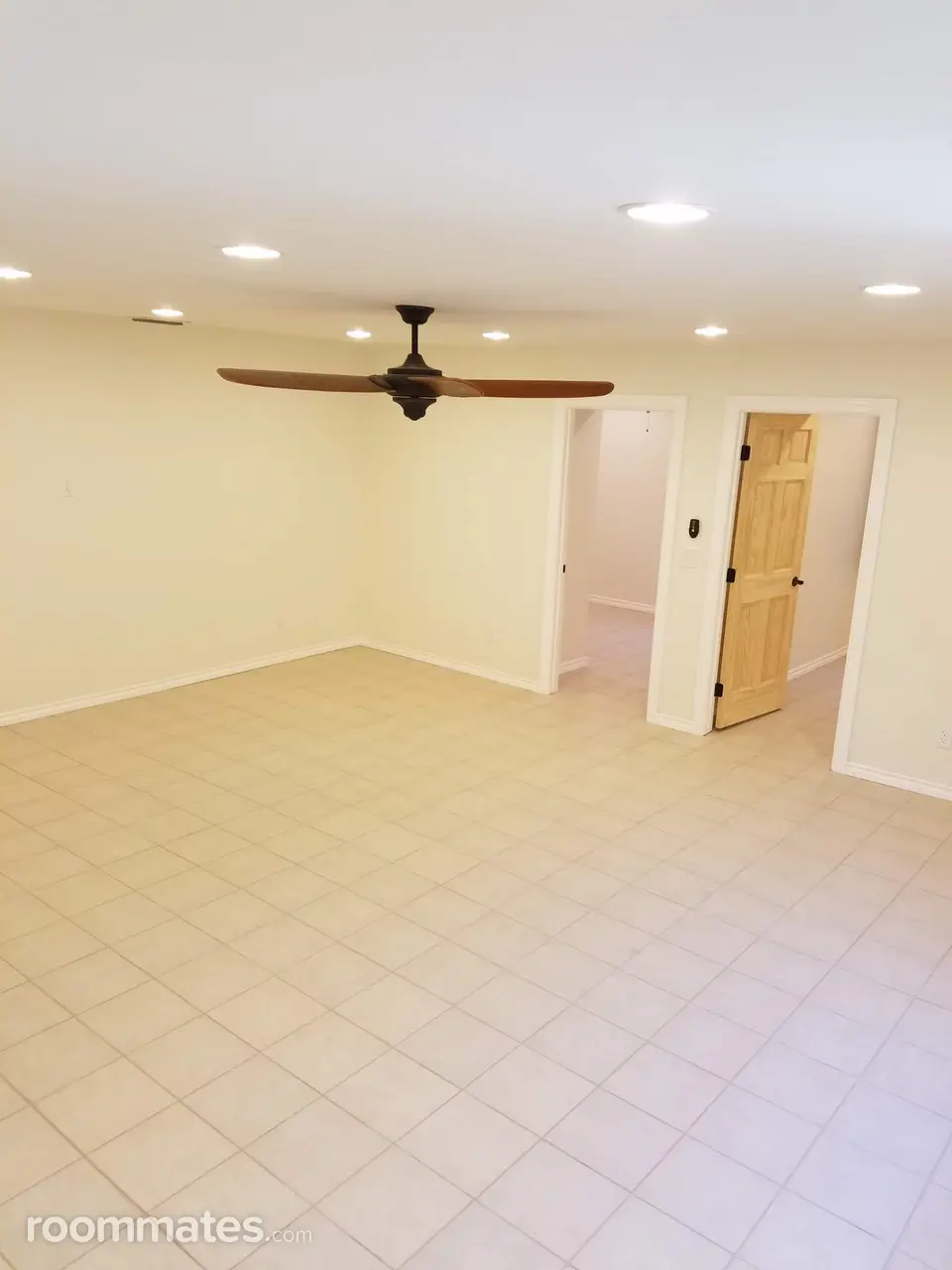 Profile photo 7 of 10