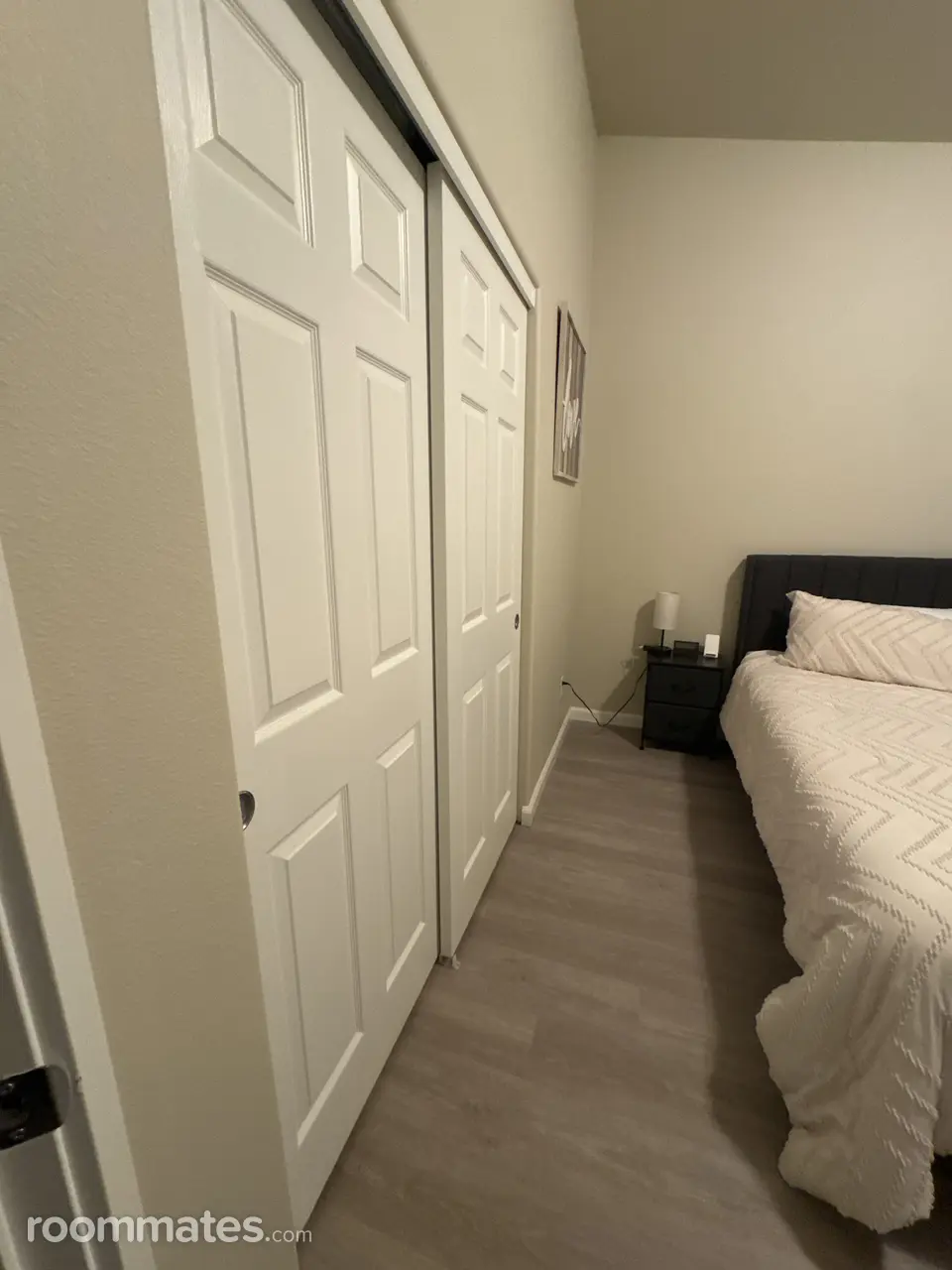 Profile photo 1 of 4