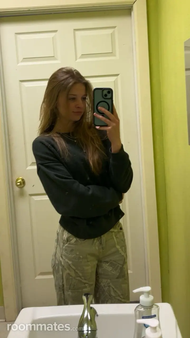 Profile photo 1 of 2