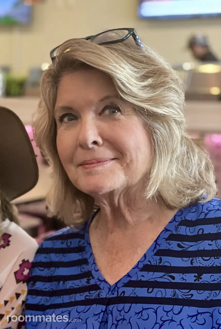 Profile photo 1 of 1