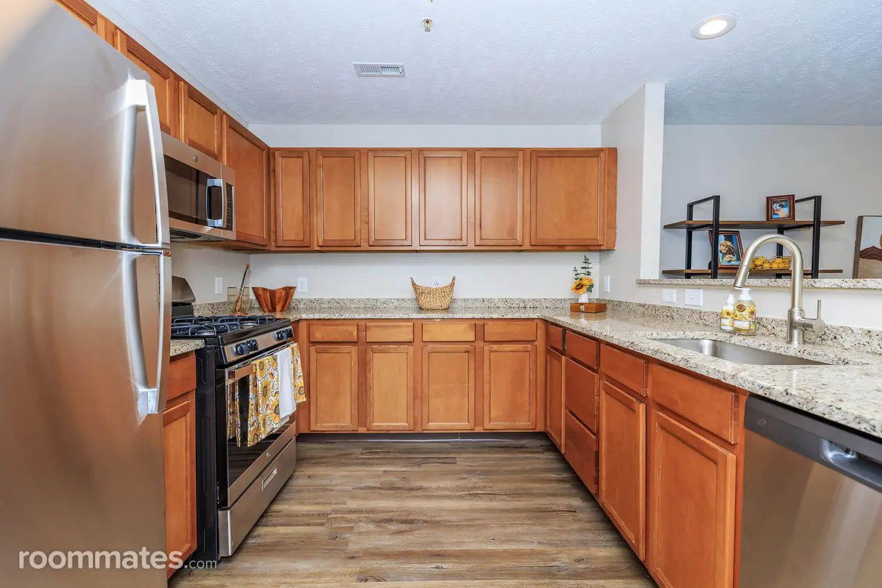 Profile photo 1 of 15