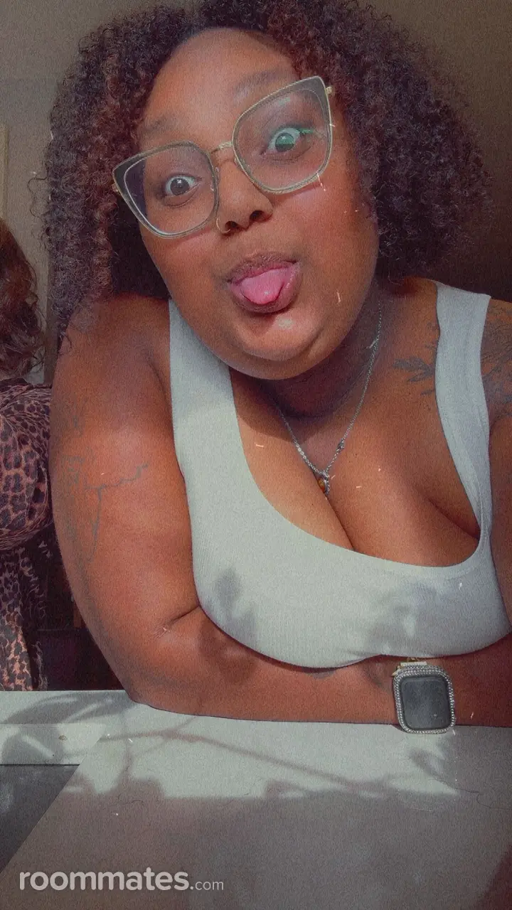 Profile photo 13 of 15