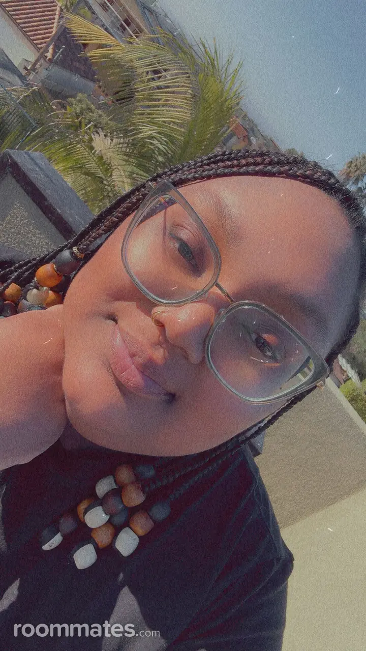 Profile photo 7 of 15