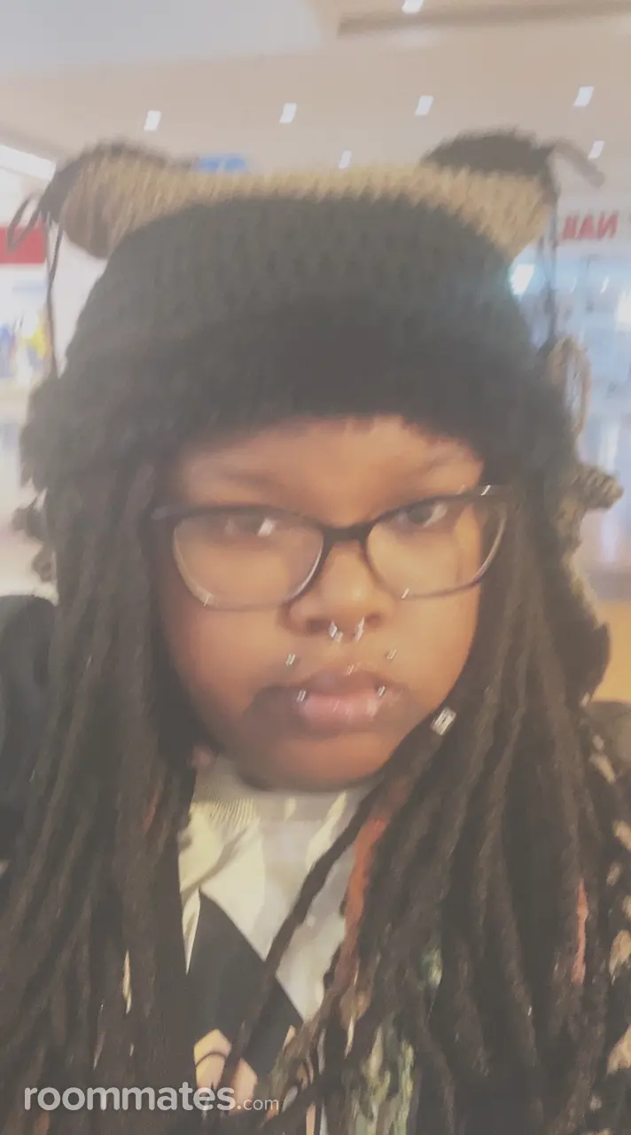 Profile photo 3 of 7