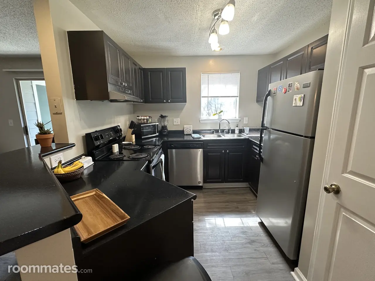 Profile photo 6 of 7