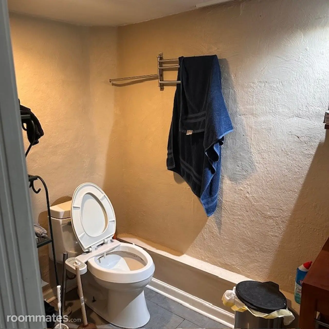 Profile photo 19 of 20