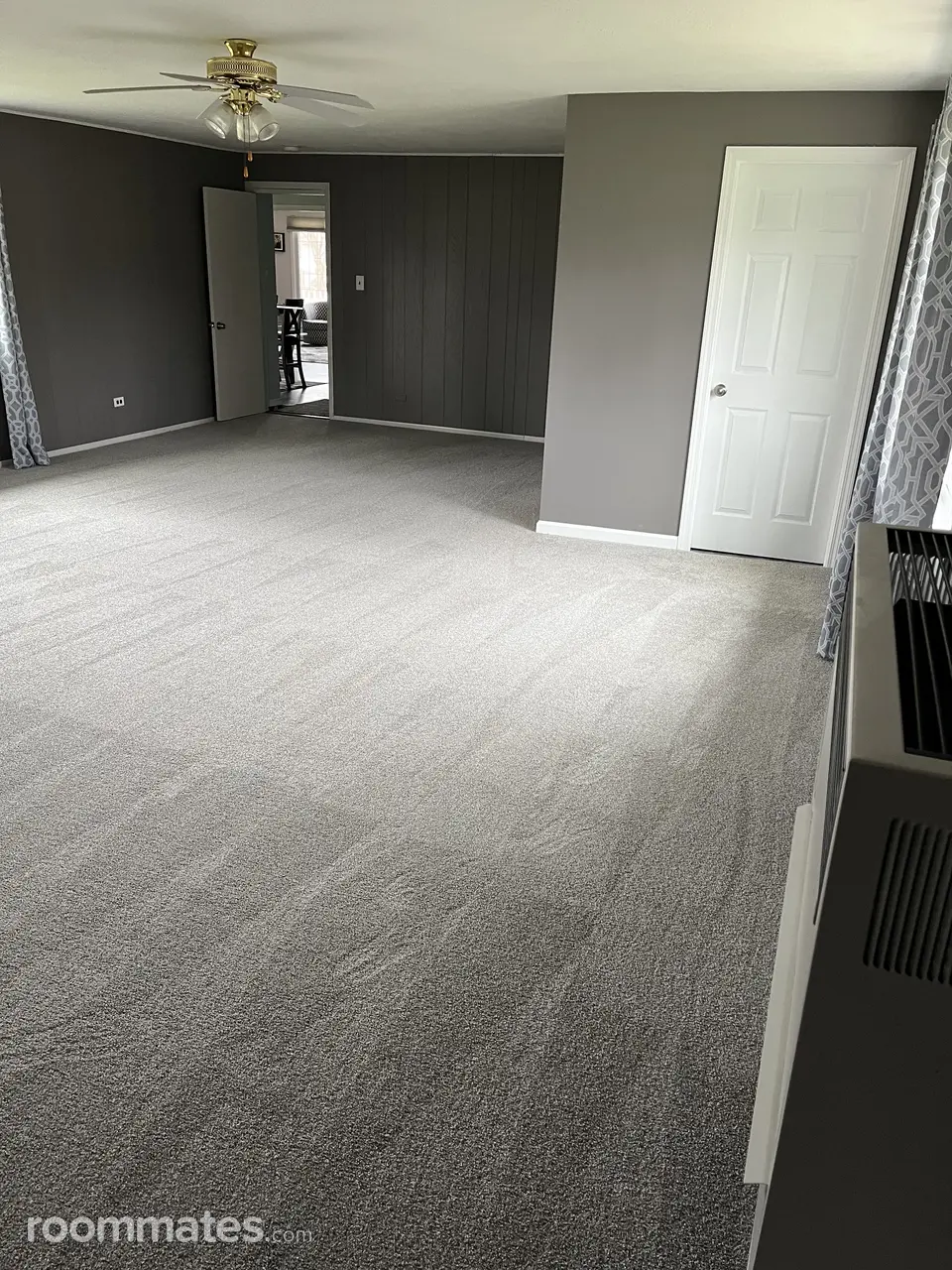 Profile photo 8 of 10