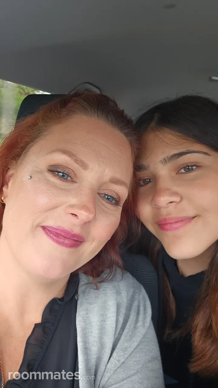 Profile photo 8 of 8