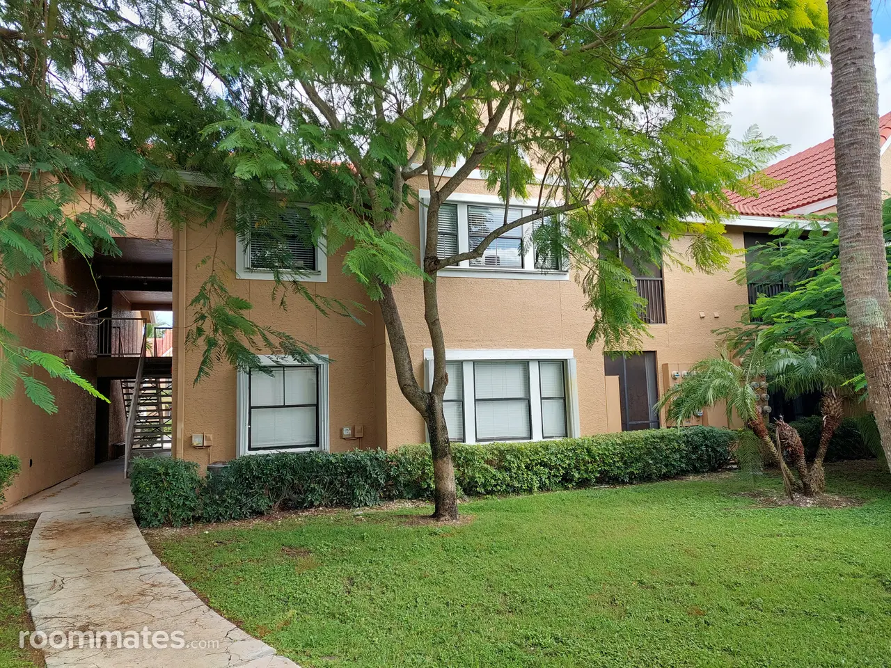 Profile photo 2 of 9