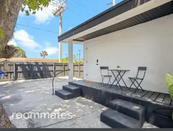 Room for rent in Miami, FL $800, house