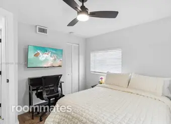 Room for rent in Miami, FL $800, house
