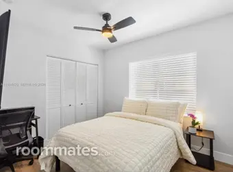 Room for rent in Miami, FL $1000, house