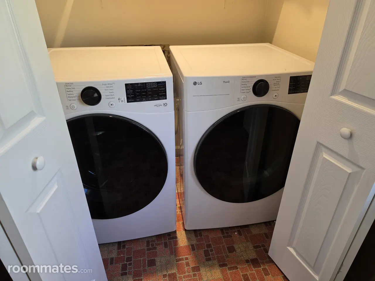 Profile photo 6 of 10