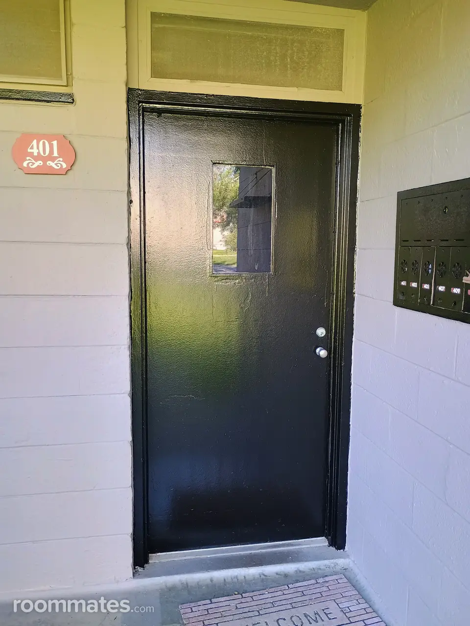 Profile photo 3 of 10