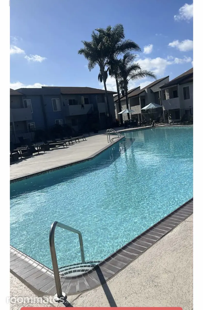 Profile photo 2 of 10