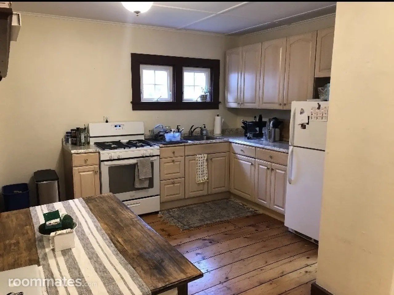 Profile photo 3 of 10