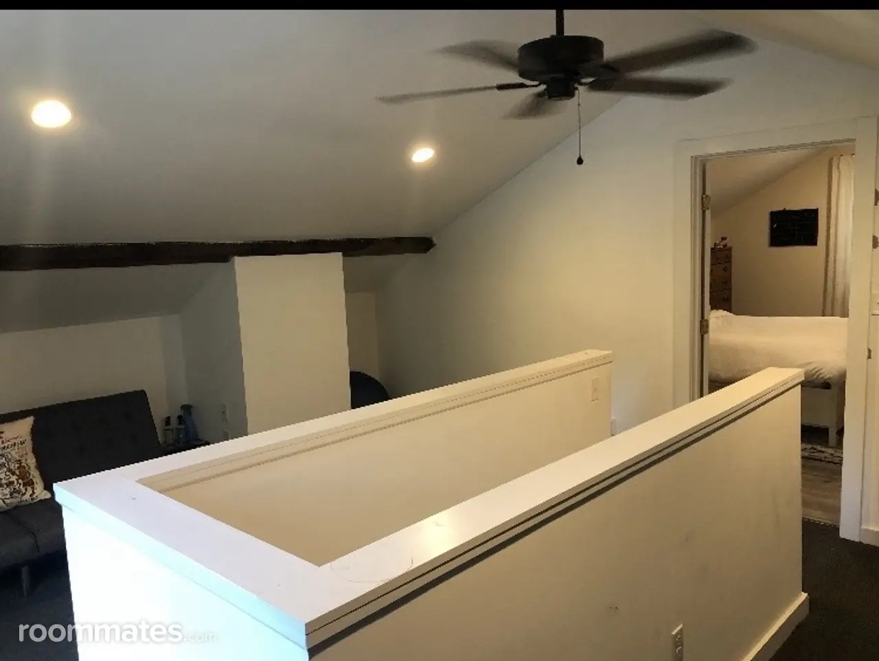 Profile photo 5 of 10