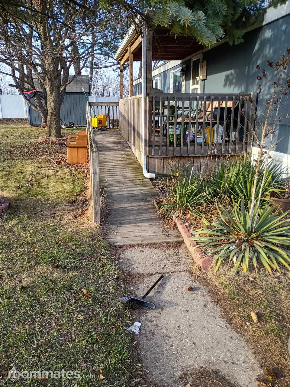 Profile photo 7 of 13