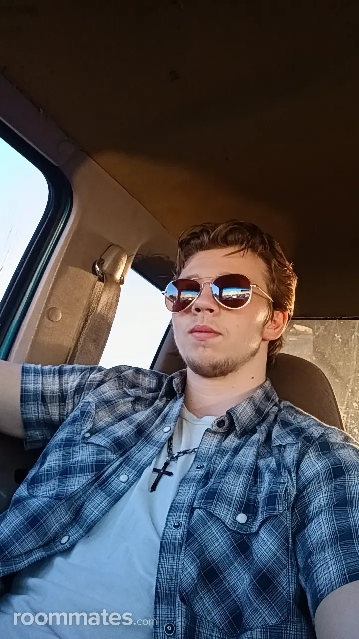 Profile photo 13 of 13