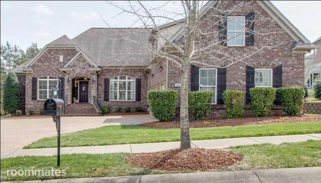 Profile photo 5 of 7